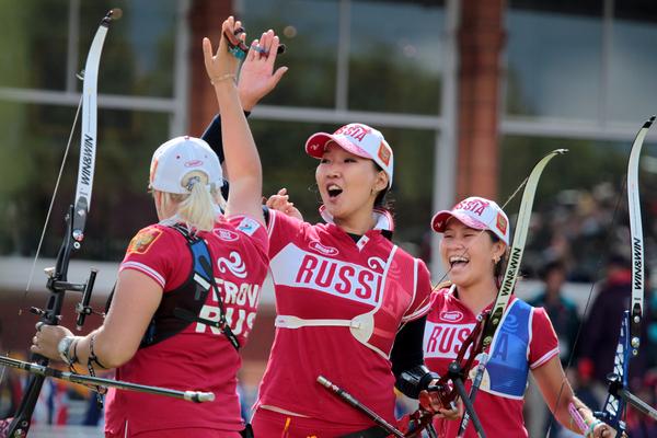 Женская сборная России по стрельбе из лука.