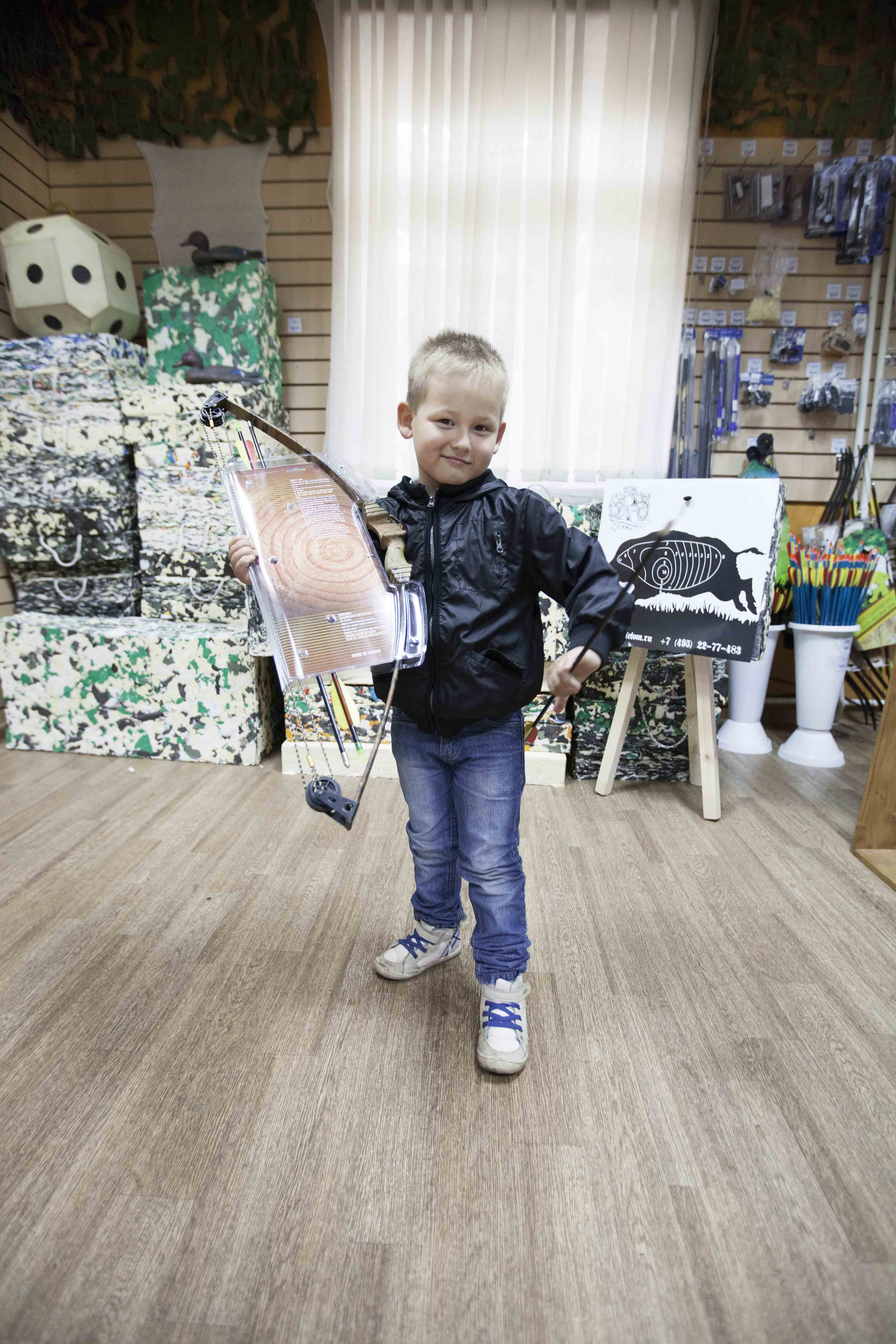 Купить арбалет или лук для ребенка в магазине арбалетов и луков в Москве